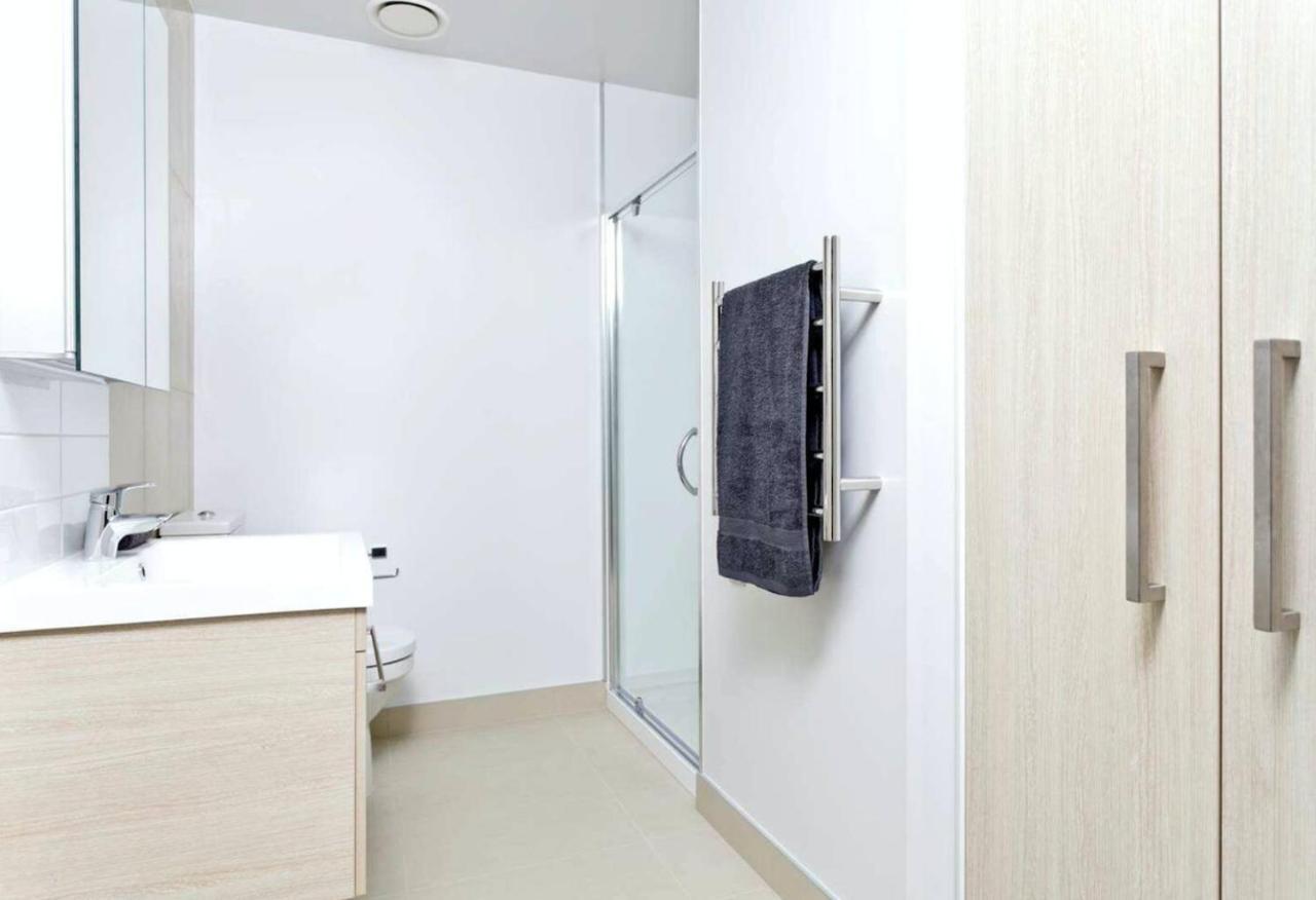 Modern 2 Bedroom Apartment 1 Minute To Skytower Auckland Buitenkant foto