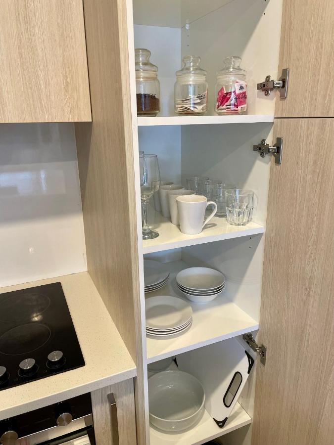 Modern 2 Bedroom Apartment 1 Minute To Skytower Auckland Buitenkant foto